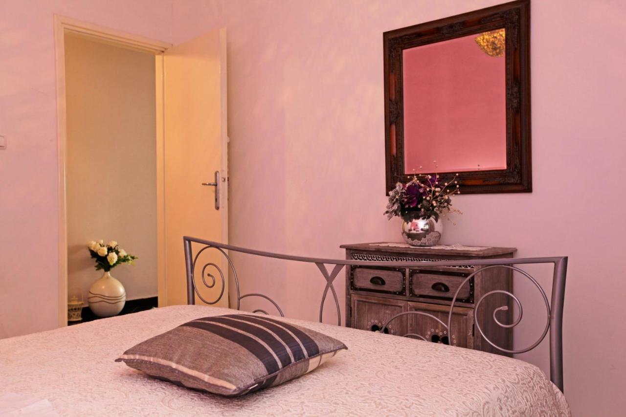 Apartment Ambroz Vela Luka Eksteriør bilde